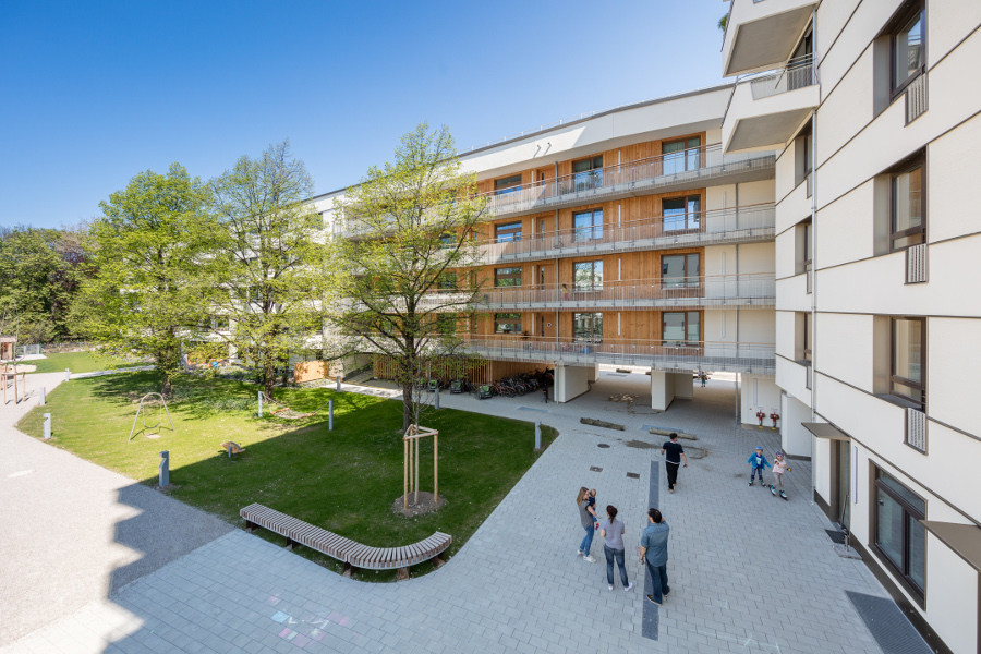 590A042_klein.jpg